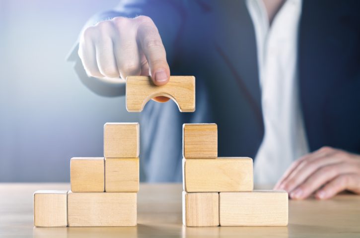 How Arbitration Lawyers Help Avoid Prolonged Litigation